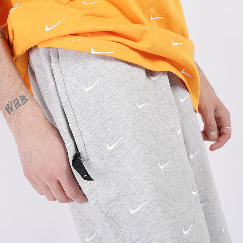 мужские серые брюки Nike Swoosh Logo Trousers CJ8905-050 - цена, описание, фото 2